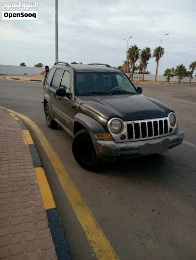 Jeep Liberty Standard 4