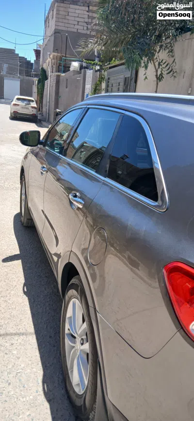 Kia Sorento Standard 2