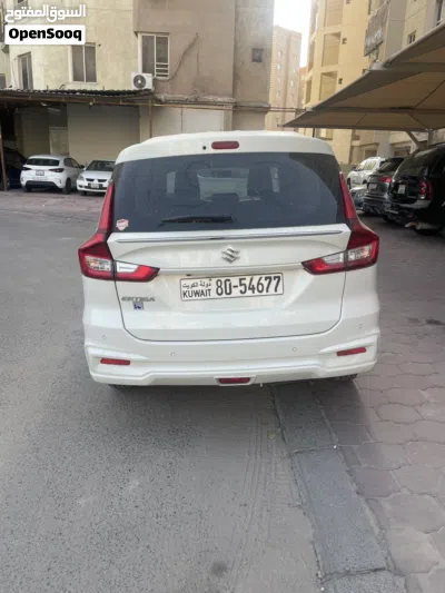 سوزوكي ارتيجا GLX 4
