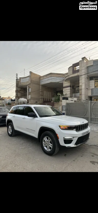 جيب جراند شيروكى Laredo 3