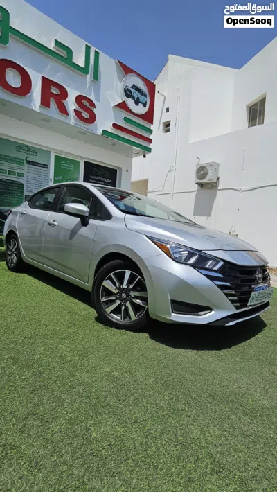 نيسان فيرسا SV 4