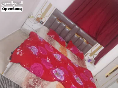 للبيع كرفاية نوم مع دوشك 3