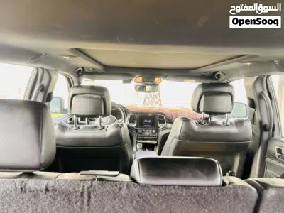 Jeep Grand Cherokee Standard 4