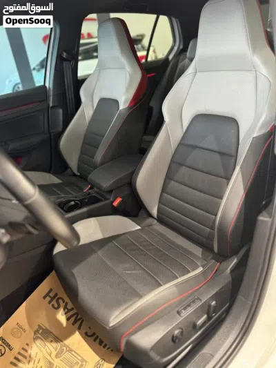 فولكسفاغن جولف GTI S 4