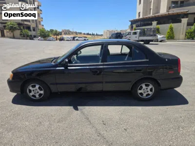 Hyundai Accent Standard 2