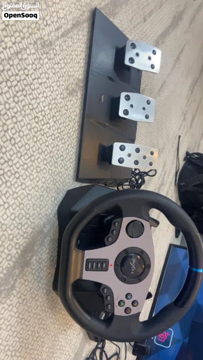 للبيع دركسون مستعمل بدون قير ب 8 4