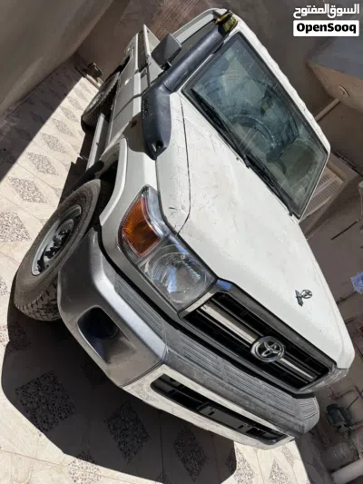 تويوتا لاند كروزر Land Cruiser 70 4