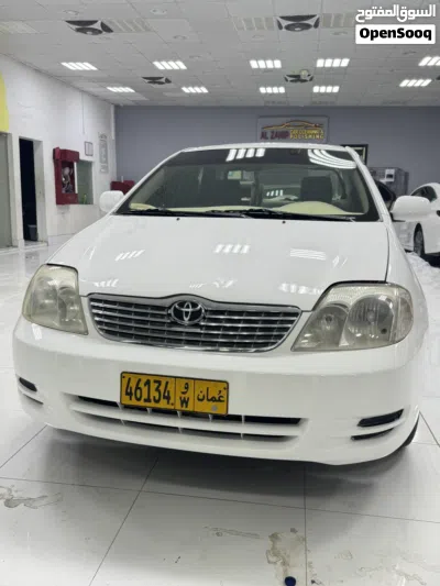 Toyota Corolla LE 2