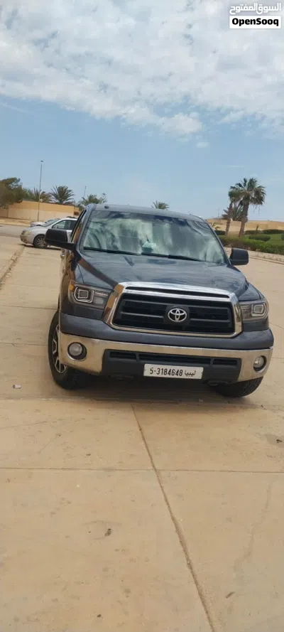 Toyota Tundra SR5 2