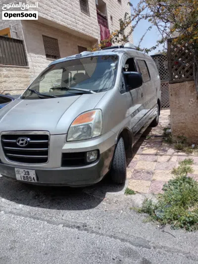 هيونداي H1 Standard 4