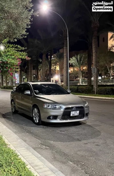 Mitsubishi Lancer GLX 4