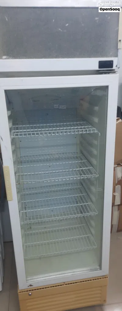 ثلاجة عرض (سوبر جنرال) بحالة ممتازة للبيع في بركاء Super General Display Fridge for Sale in Barka - 4