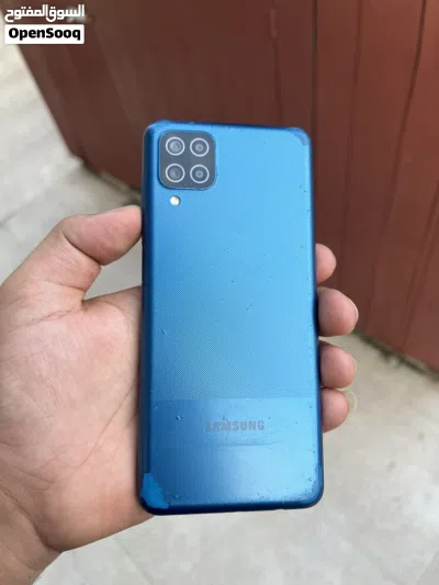 موجود available تلفون جلاكسي m12 بحاله جدا ممتازه مع الكرتون وصله وتوصيل 2