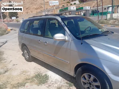 Kia Carnival MPV Standard 3