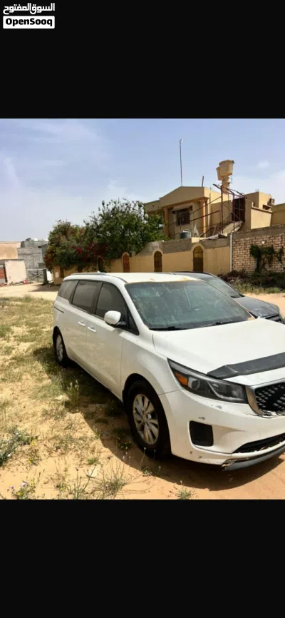 Kia Sedona EX 3