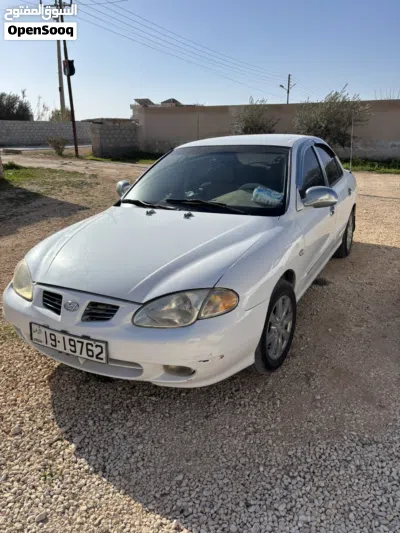 Hyundai Avante Standard 2