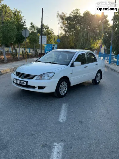 Mitsubishi Lancer Standard 2