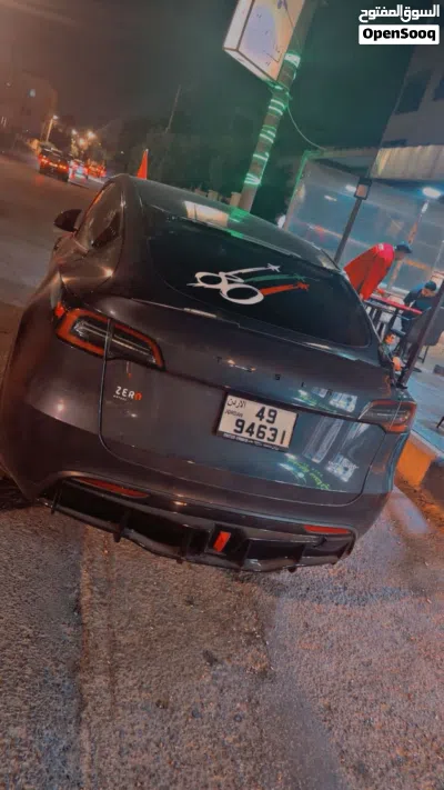 Tesla Model Y Long Range 3
