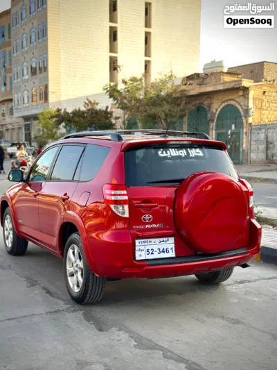Toyota RAV 4 LUX 4