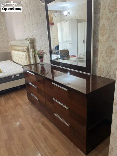 ALF ITALIYA PISA WALNUT FINISH Dressing table with Mirror And 6door Majestic Wardrobe 2