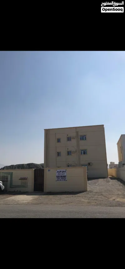 شقة ارضية مرتفعات العامرات بسعر مناسب 2