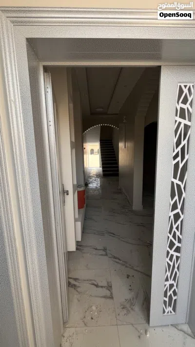 ڤله للبيع بموقع استراتيجي 3