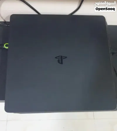 PS4 slim 500 gb less used 2