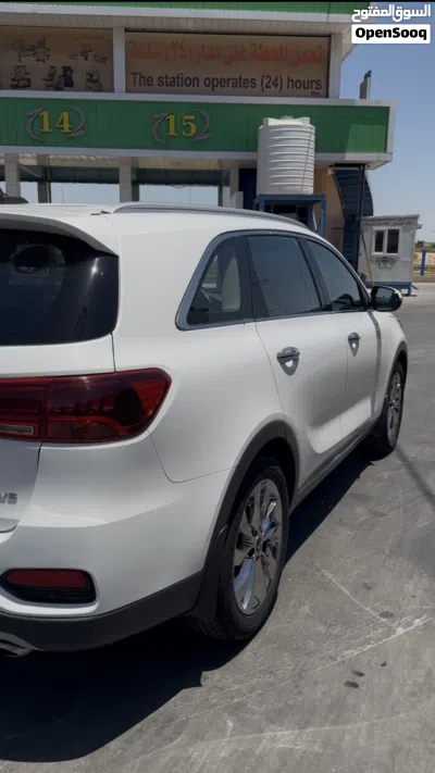 Kia Sorento EX 4