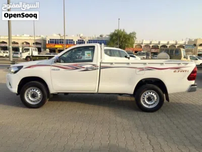 Toyota Hilux SR5 2