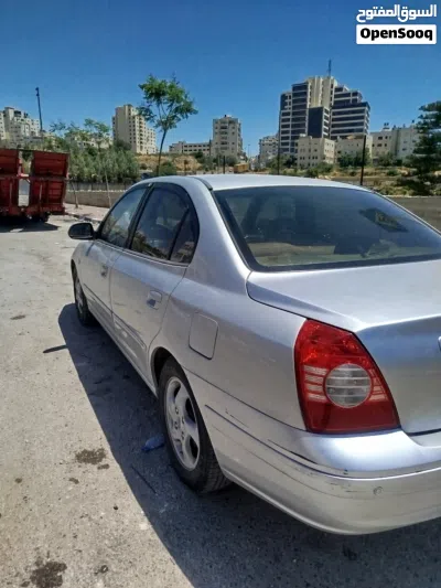 Hyundai Avante SE 2