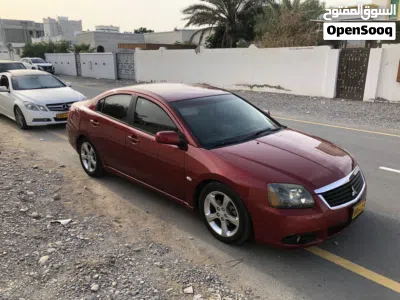 Mitsubishi Galant ES 2