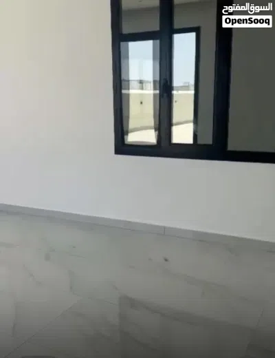 للايجار شقة مع حوش السطح المطلاع 2