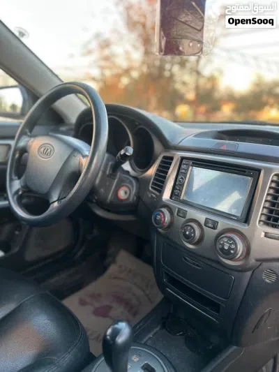 Kia Lotze 4