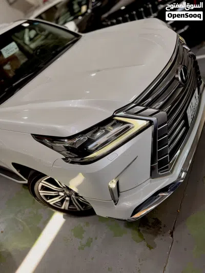 Lexus LX LX 570 3