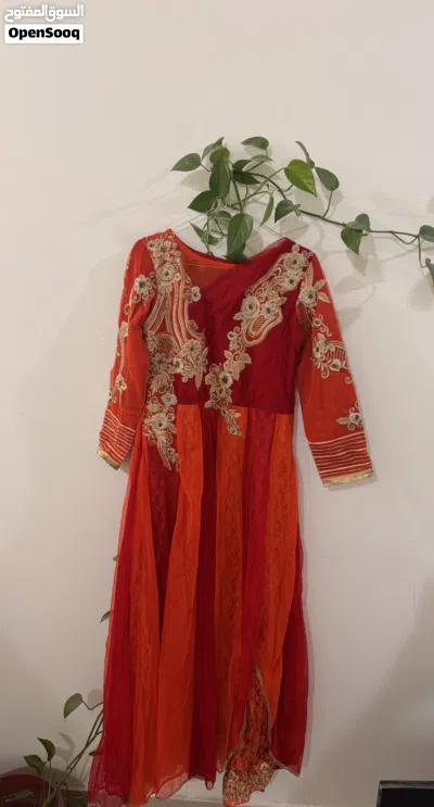 Indian women wear small size..14 shoulder 2