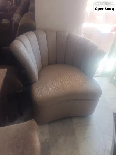 طقم ضيوف مفروشات عكا مع طاوله سفره و8كىاسي مودرن هوم سنتر مع فضيه هوم سنتر بحاله الوكاله للبيع 4