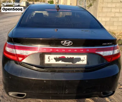 Hyundai Azera GL 2
