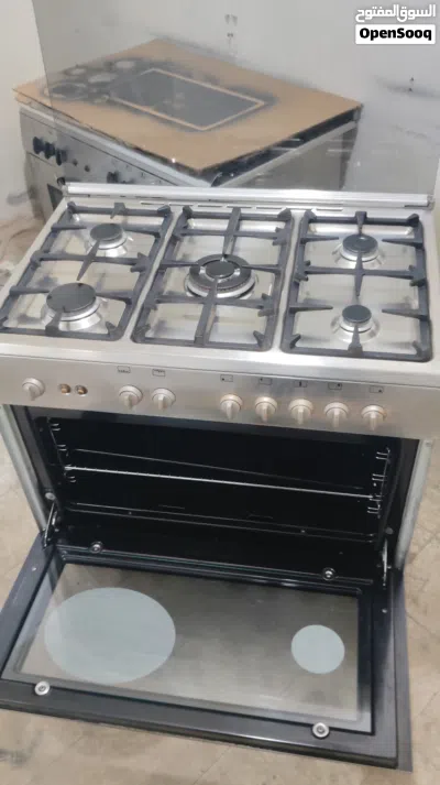 للبيع طباخ غاز ماركه بوش ايطالي 5 شعله بحاله ممتازه مقاس 60 في 90 بحاله ممتازه معا التوصل التشغيل 2