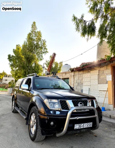 Nissan Navara LE 2