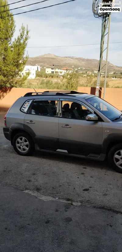 Hyundai Tucson Standard 2
