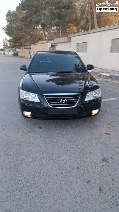 Hyundai Sonata SE 2