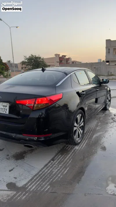Kia K5 EX 4