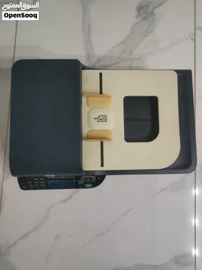 طابعة hp للبيع ملونة اقرا الوصف 2