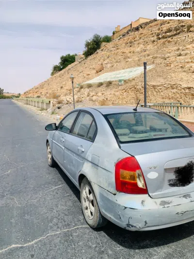 Hyundai Accent GLS 4
