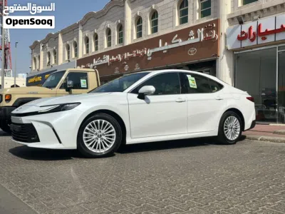 Toyota Camry XLE 2