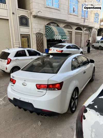 Kia Forte GT 3