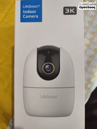 New LifeSmart Smart door lock with camera and LifeSmart starter kit 3