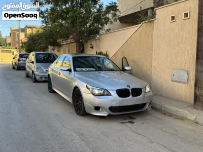 بي ام دبليو الفئة 5 530 3