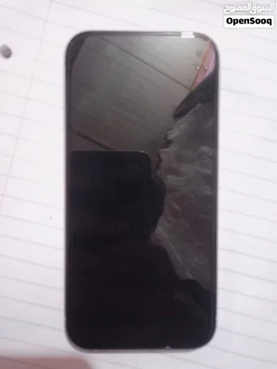 ايفون 15 عادي 3