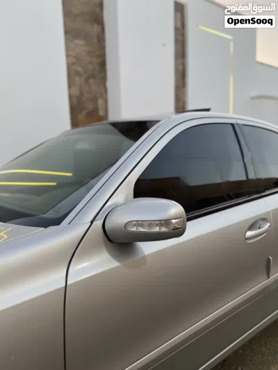 Mercedes Benz E-Class E 200 4